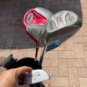 Kids golf set 4 Pc Plus Bag 
In right handed